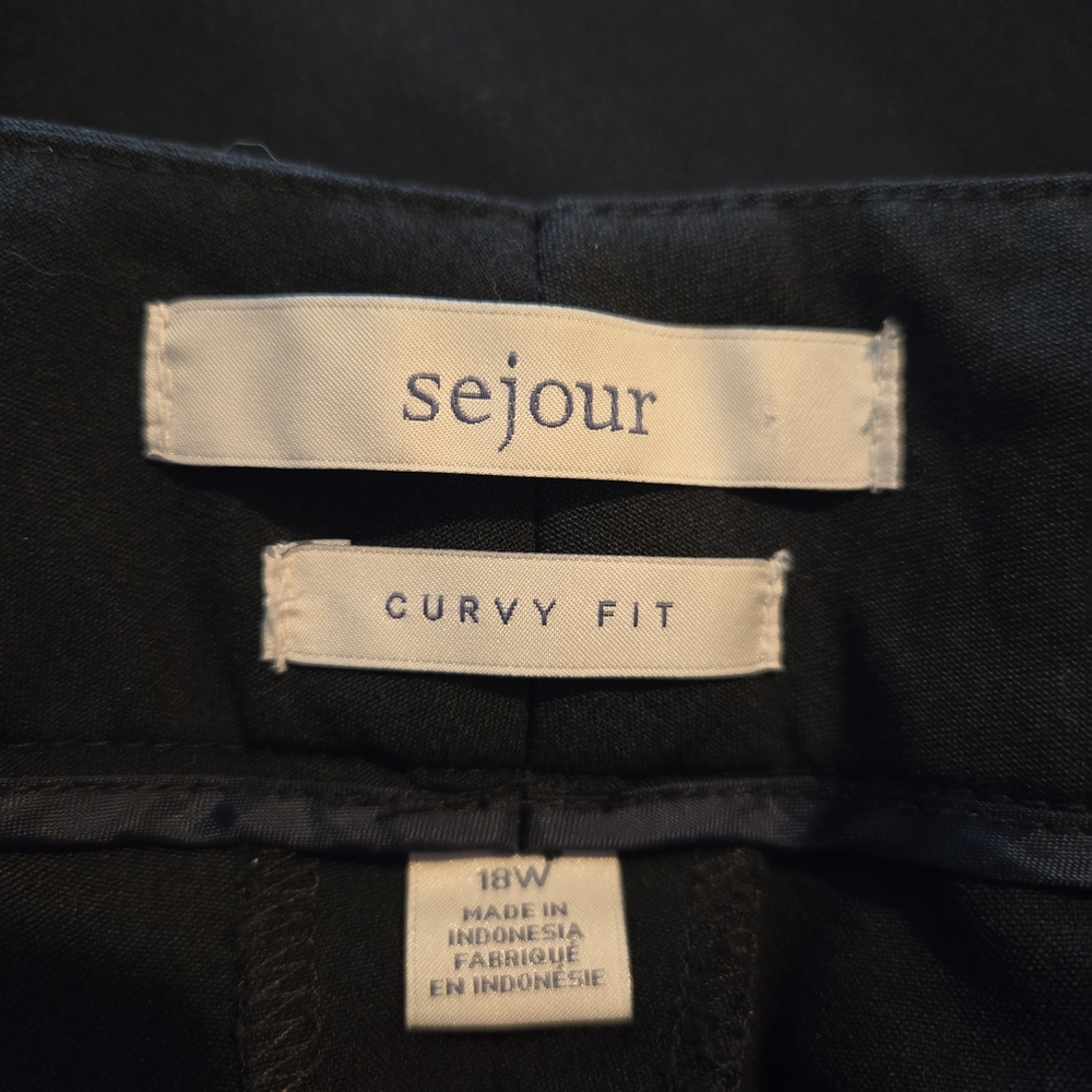Sejour Woman's Classic Black Dress Pants Size 18 - Picture 3 of 7